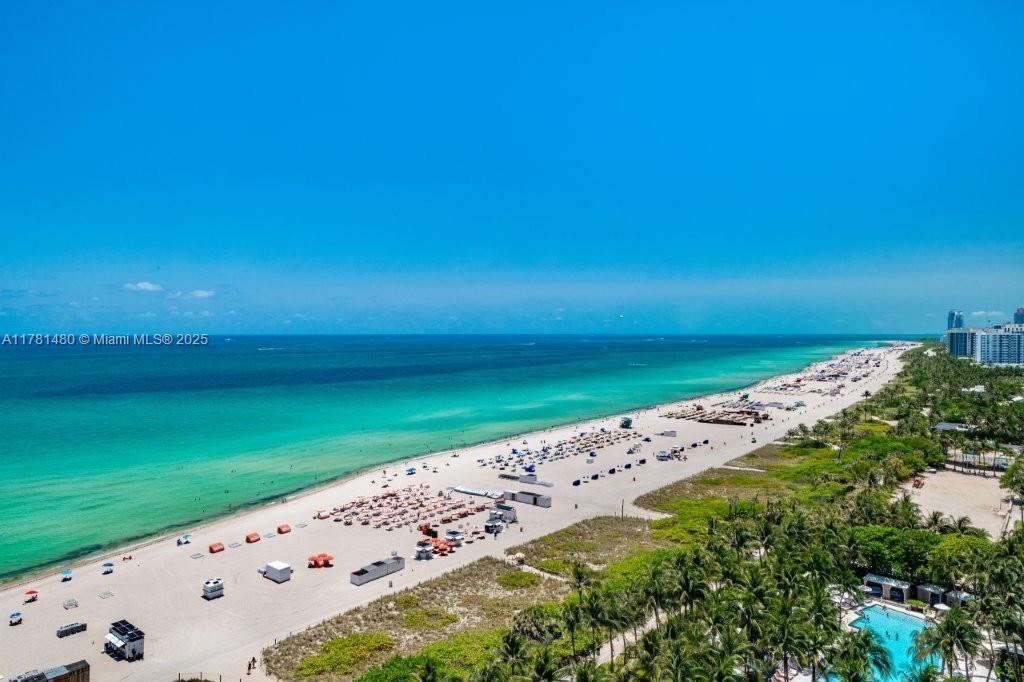 image Roney Palace Condo26