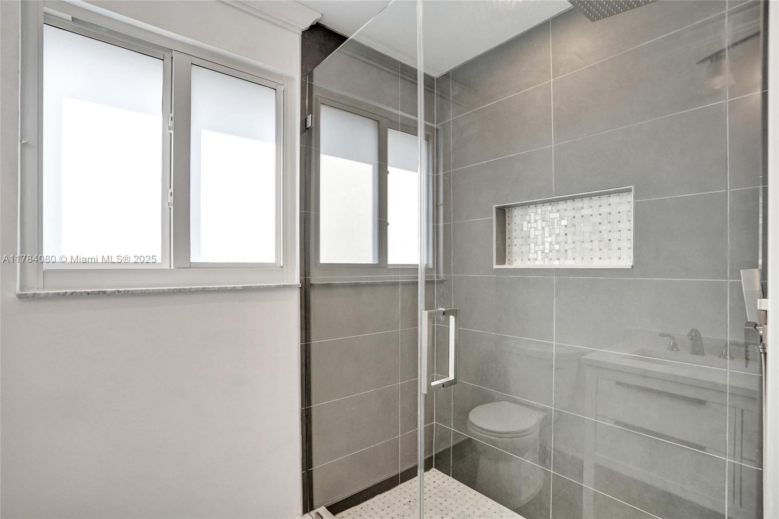 1322 NW 139th Ave Pembroke Pines, FL 33028