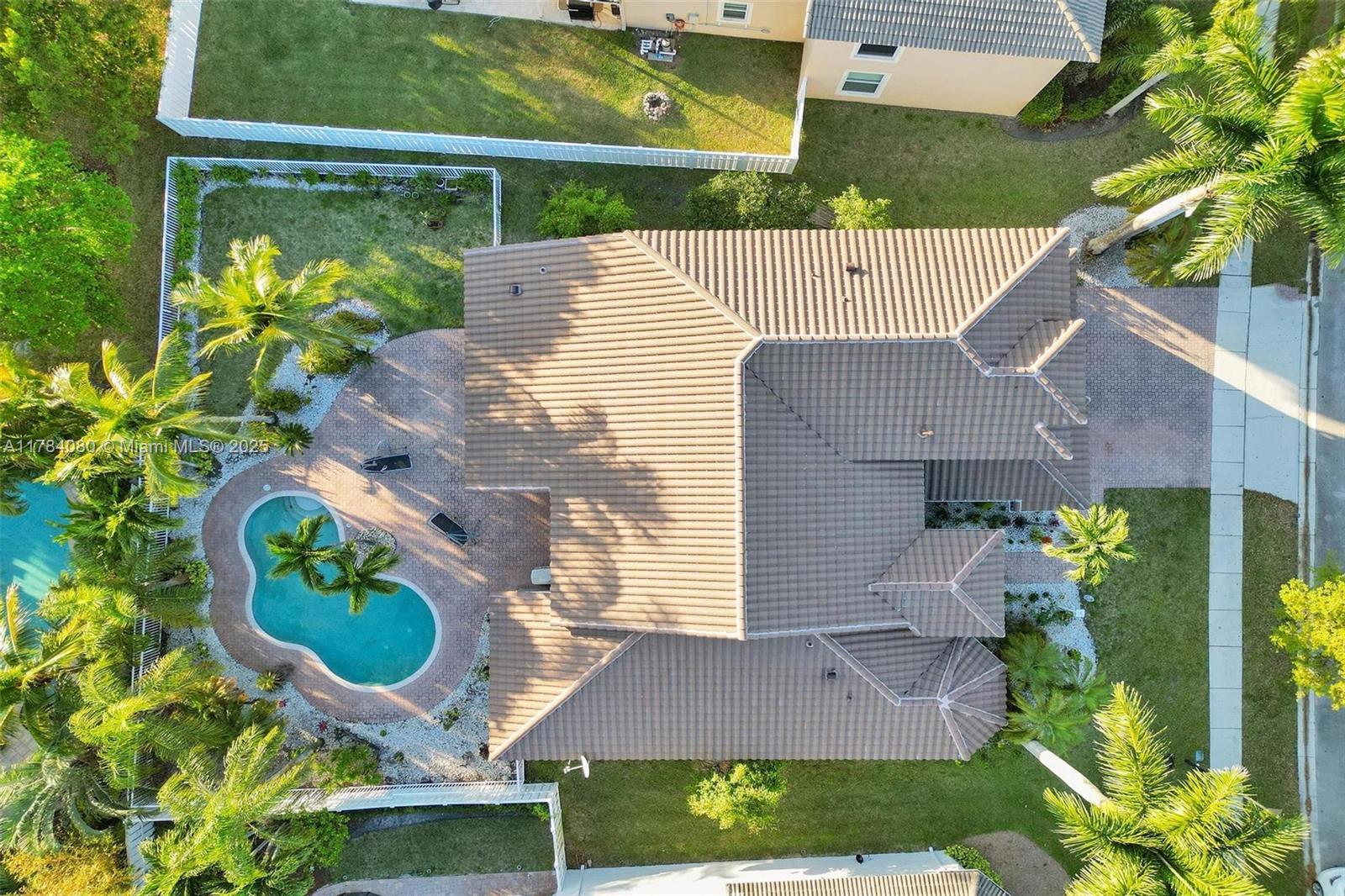 1322 NW 139th Ave Pembroke Pines, FL 33028