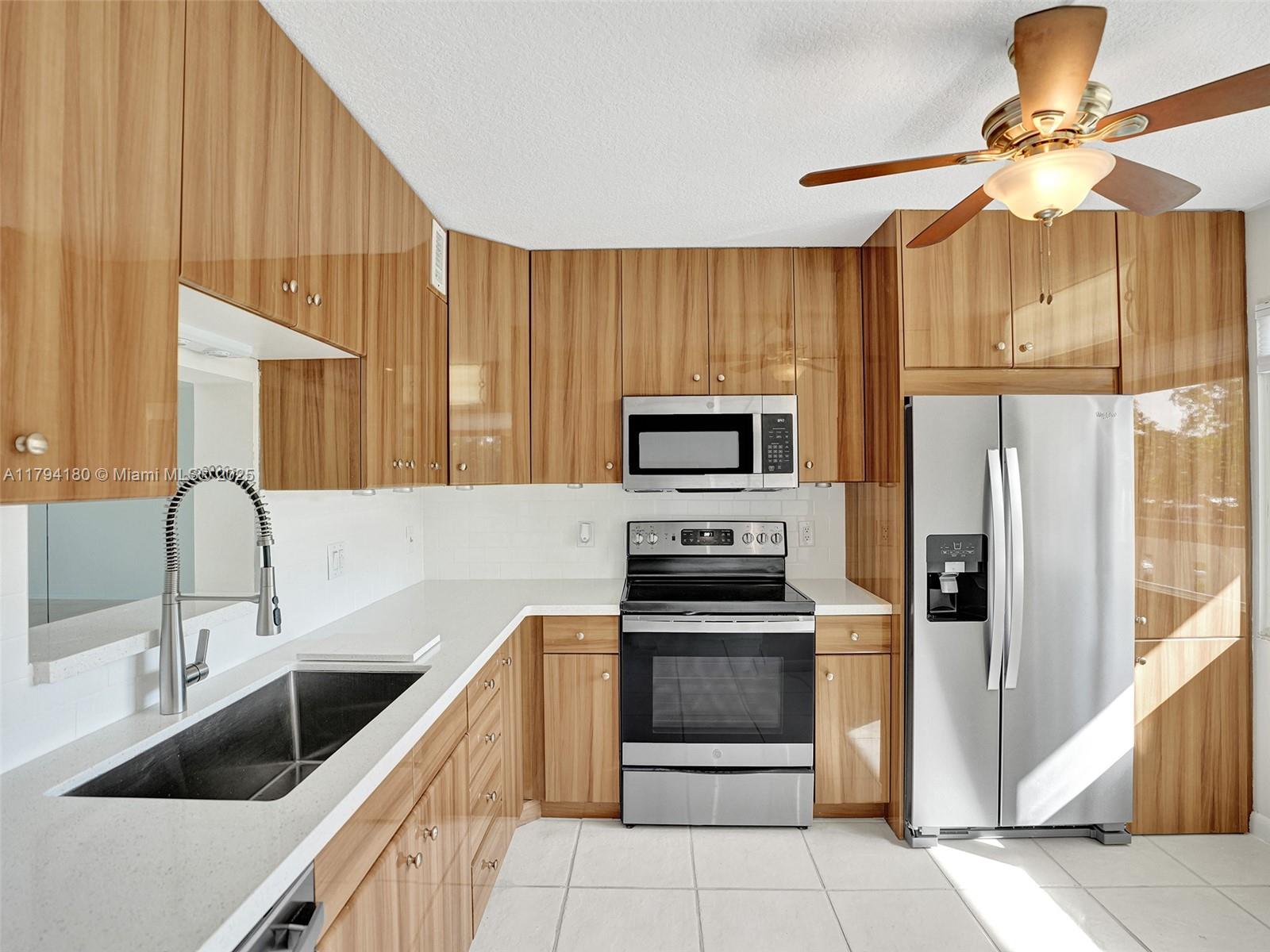 3501 Bimini Ln #K2