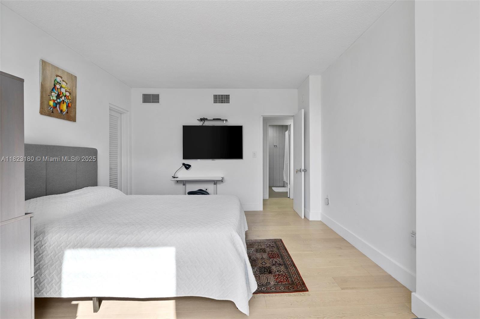 9111 E Bay Hbr Dr #4D Bay Harbor Islands, FL 33154