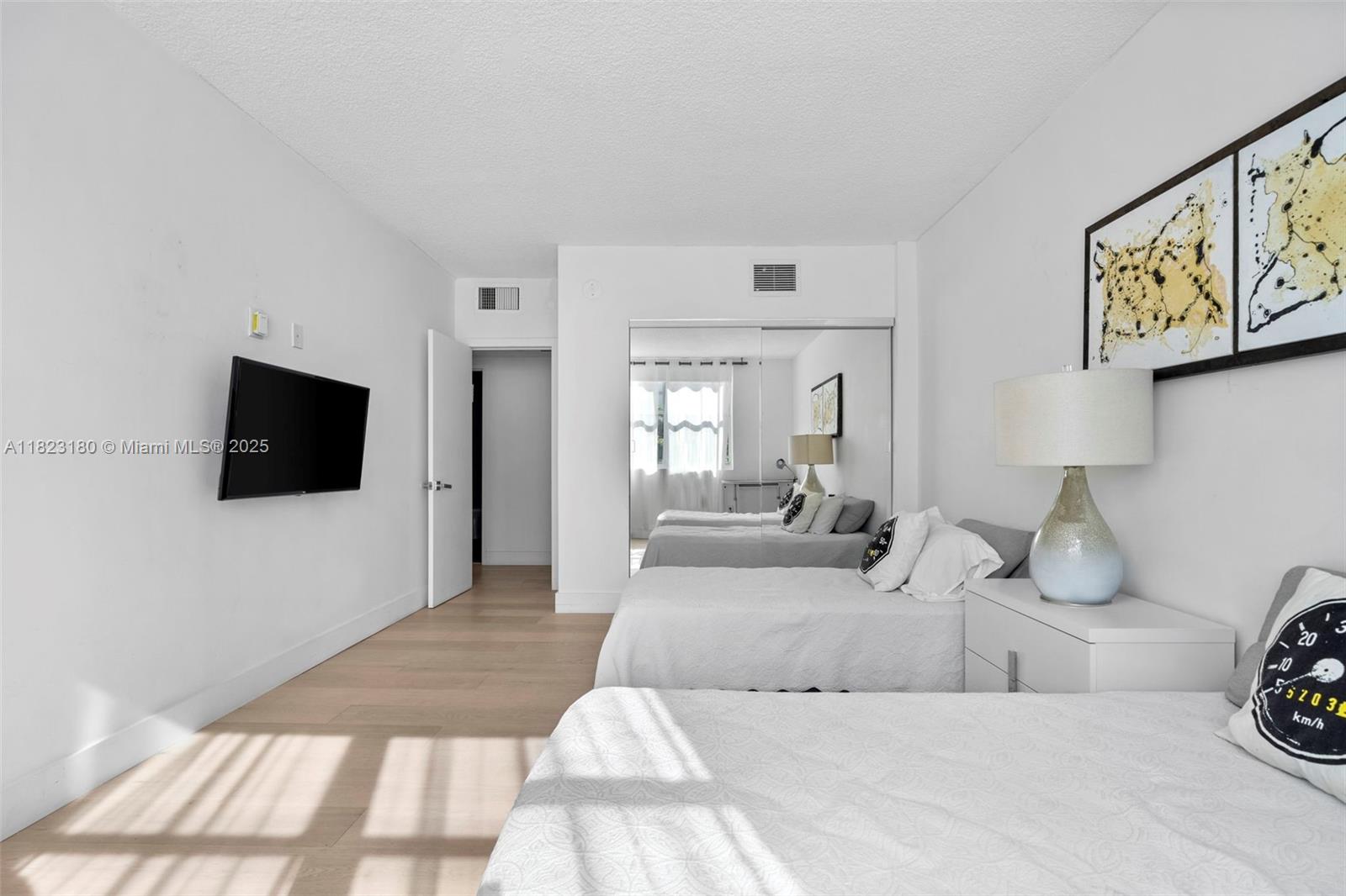 9111 E Bay Hbr Dr #4D Bay Harbor Islands, FL 33154