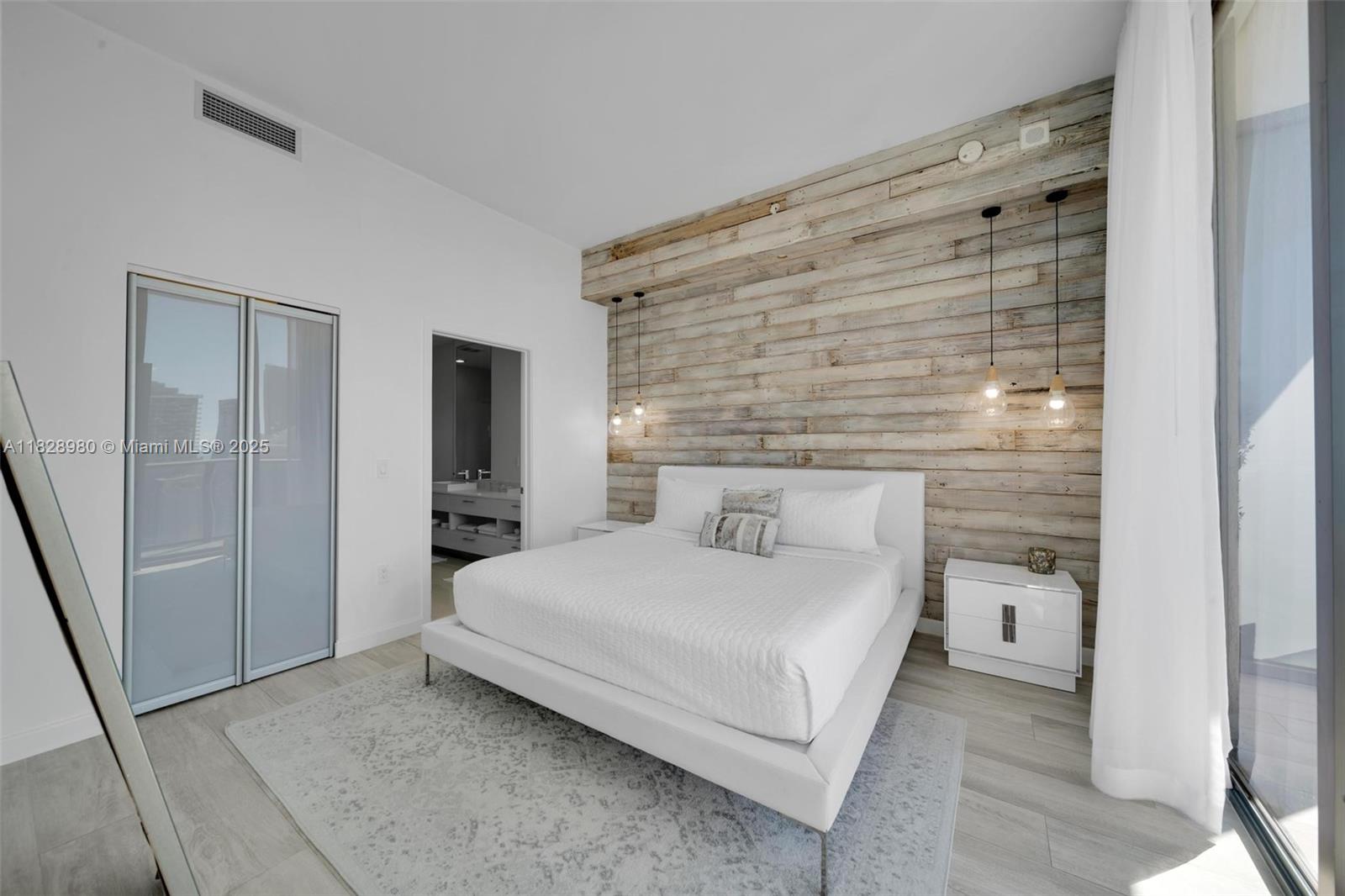 image Brickell Heights West22