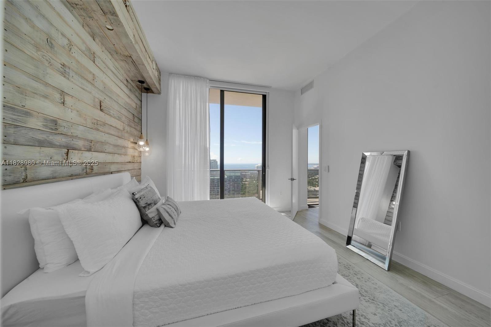 image Brickell Heights West23