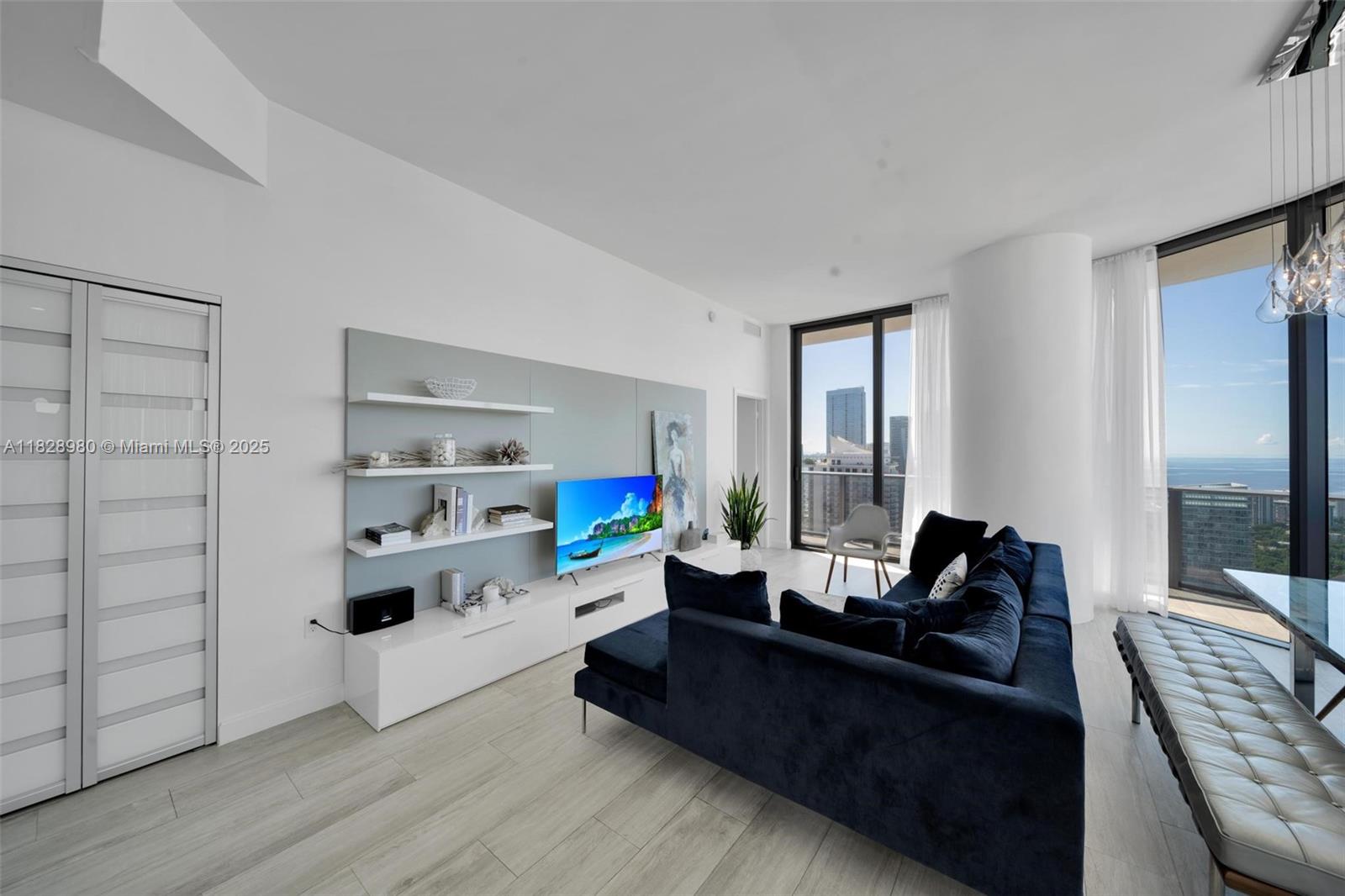 image Brickell Heights West4