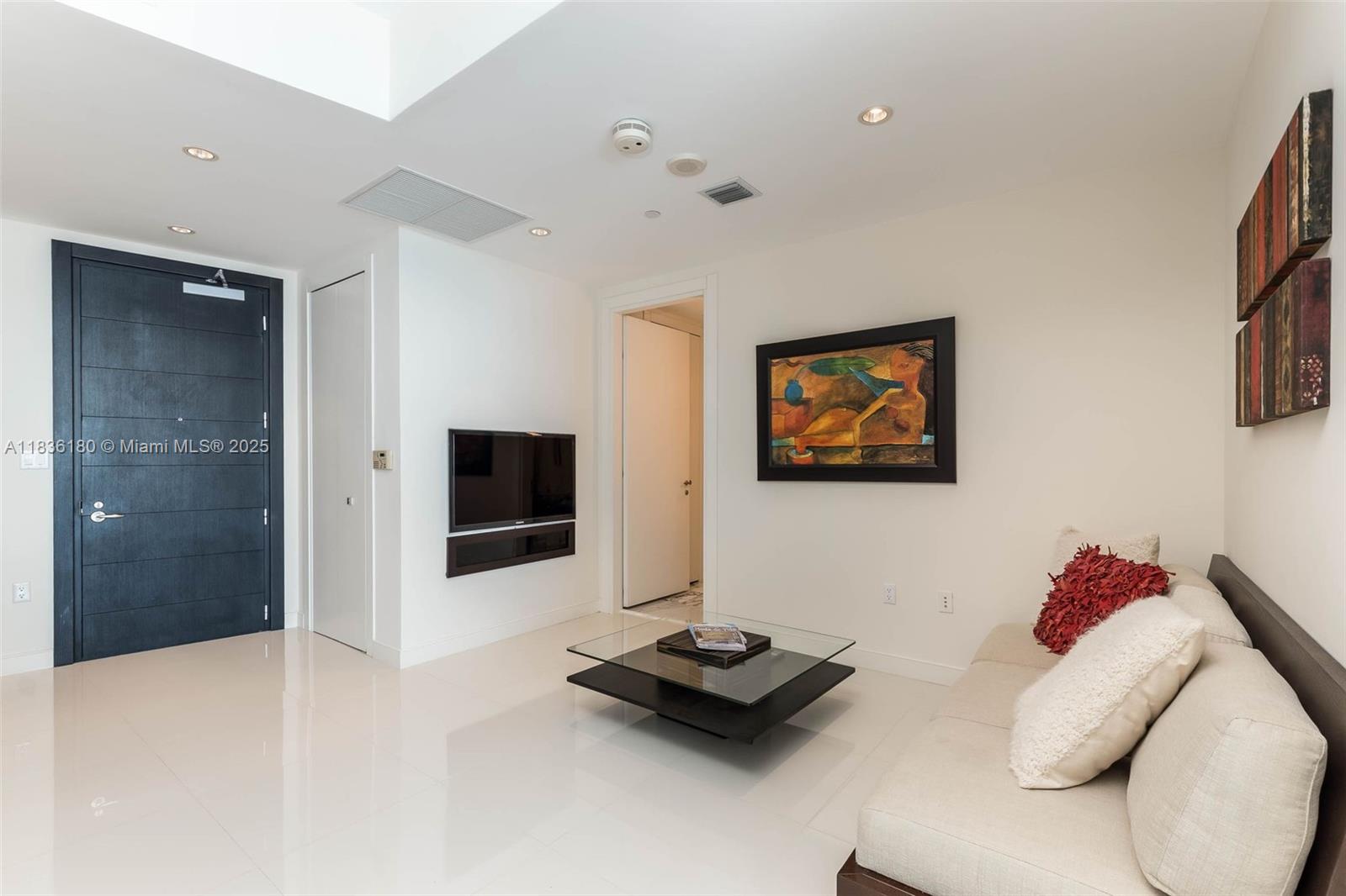 image Epic West Condo9