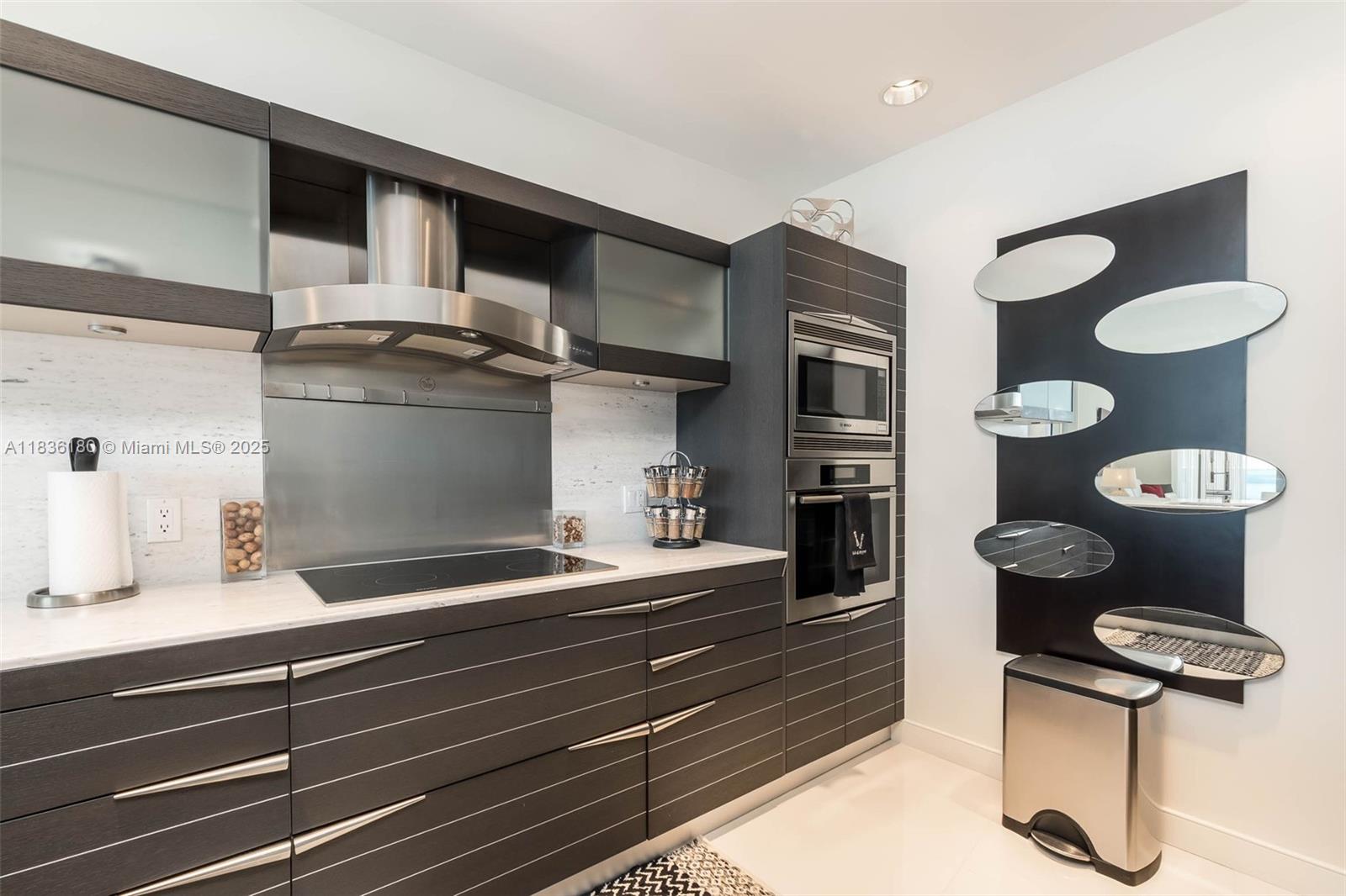 image Epic West Condo10