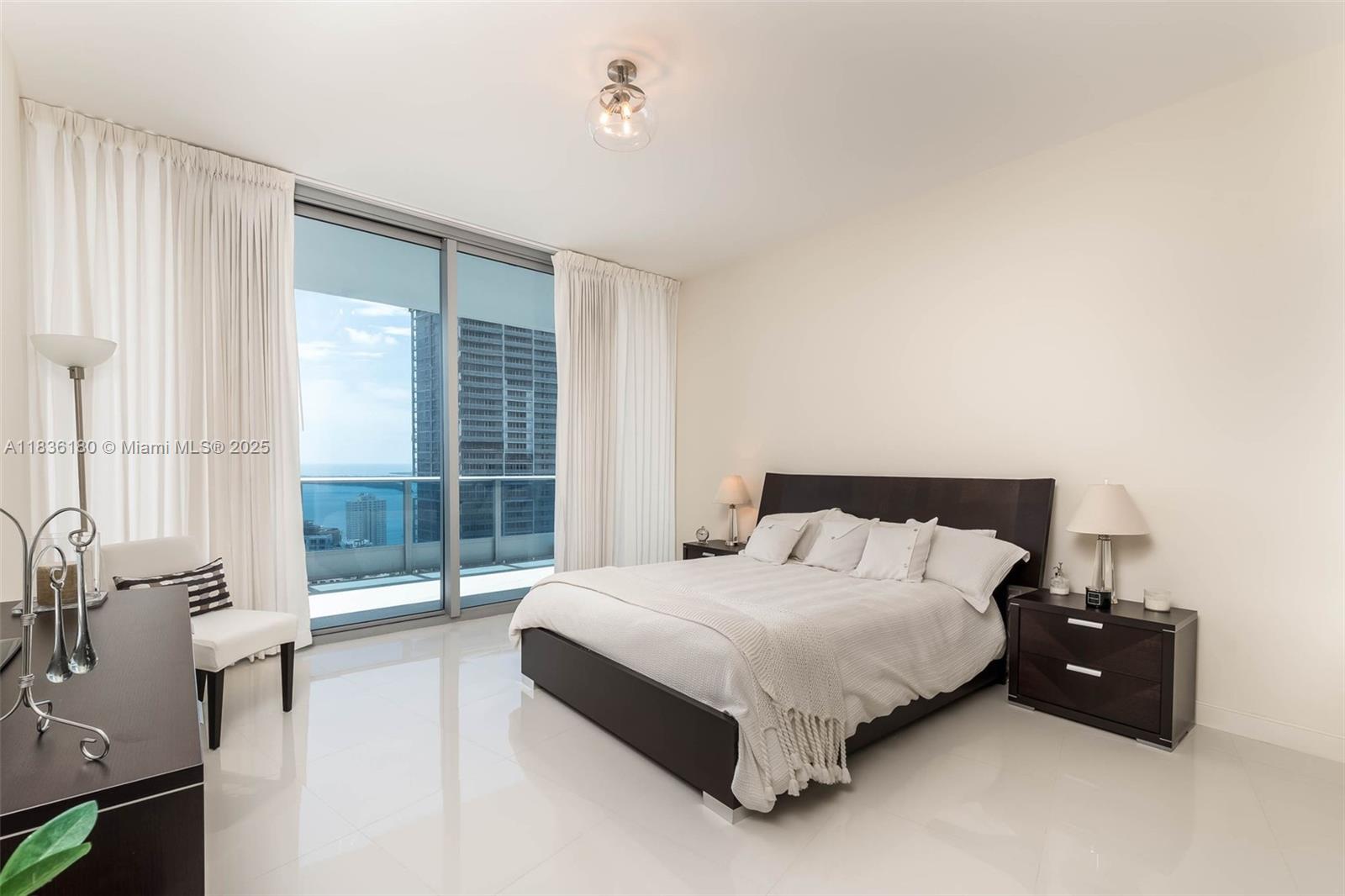 image Epic West Condo18