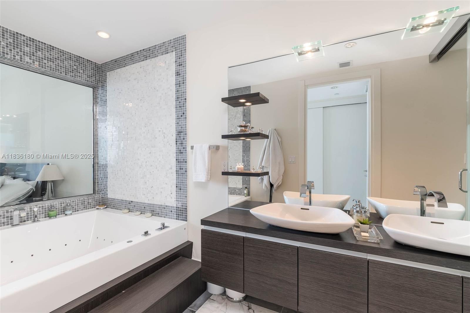 image Epic West Condo22