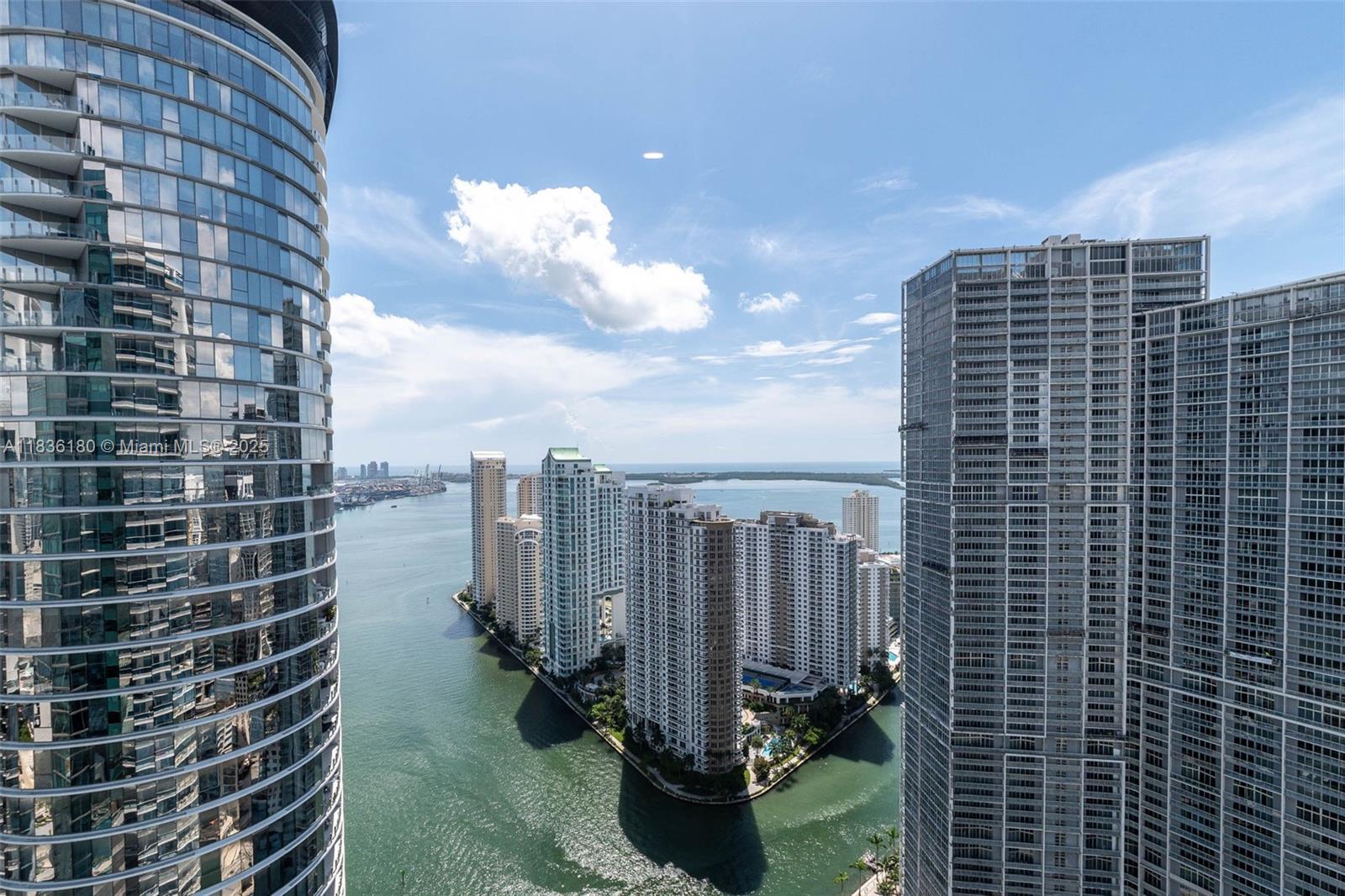 image Epic West Condo25