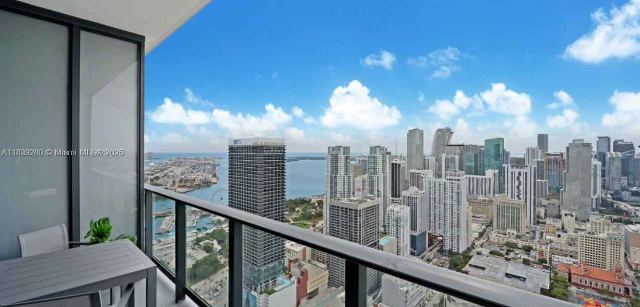 image Natiivo Condo1