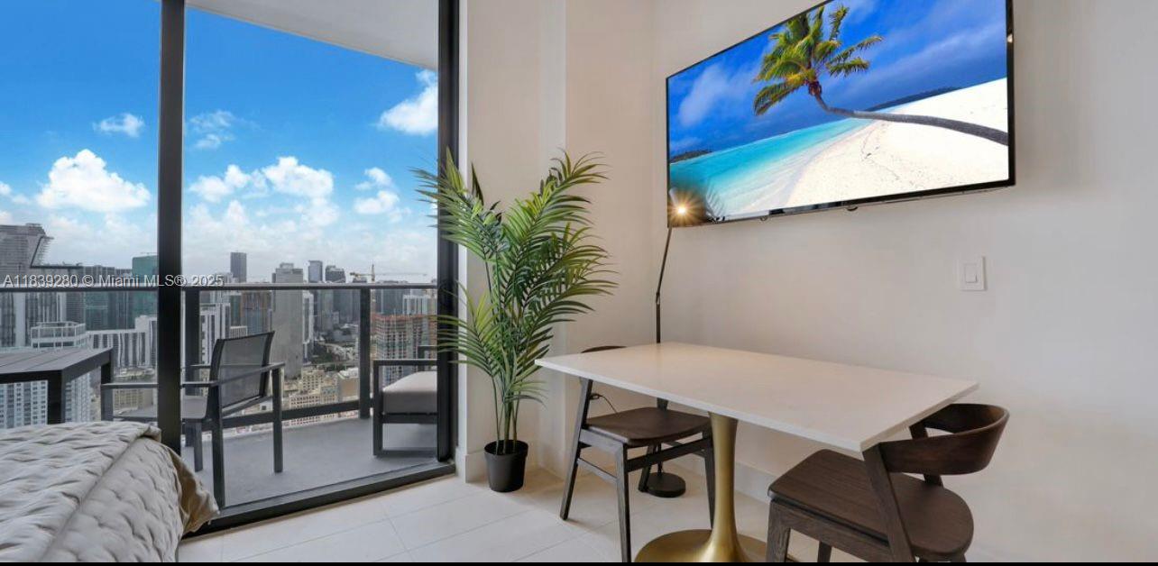 image Natiivo Condo3