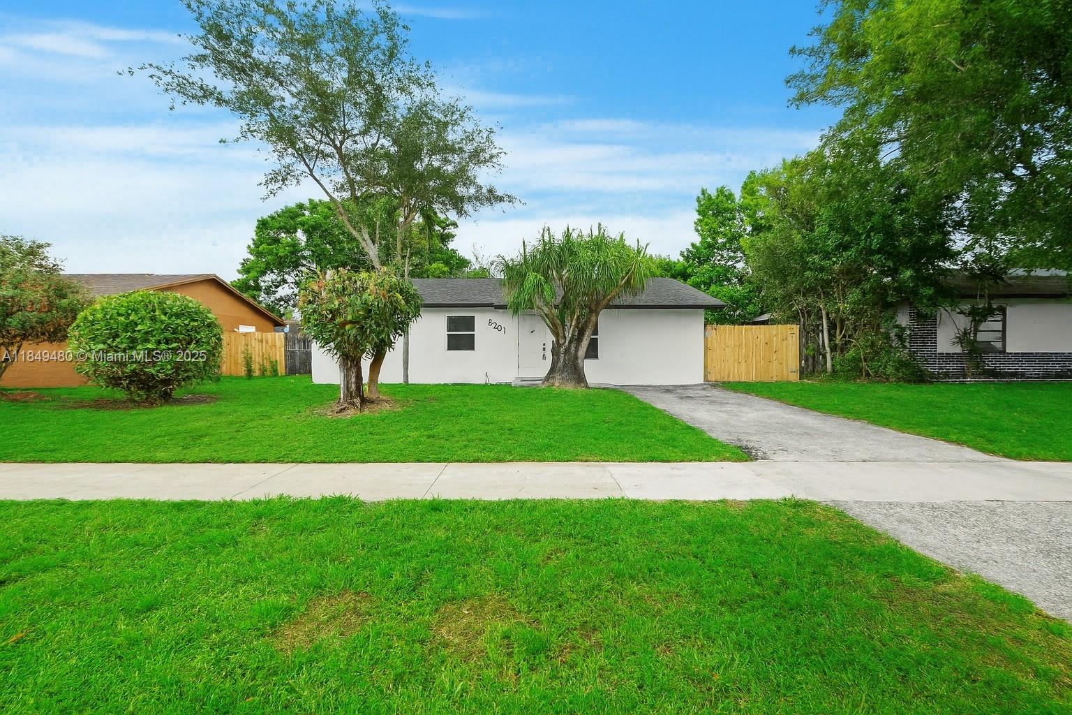 8201 SW 7th Ct