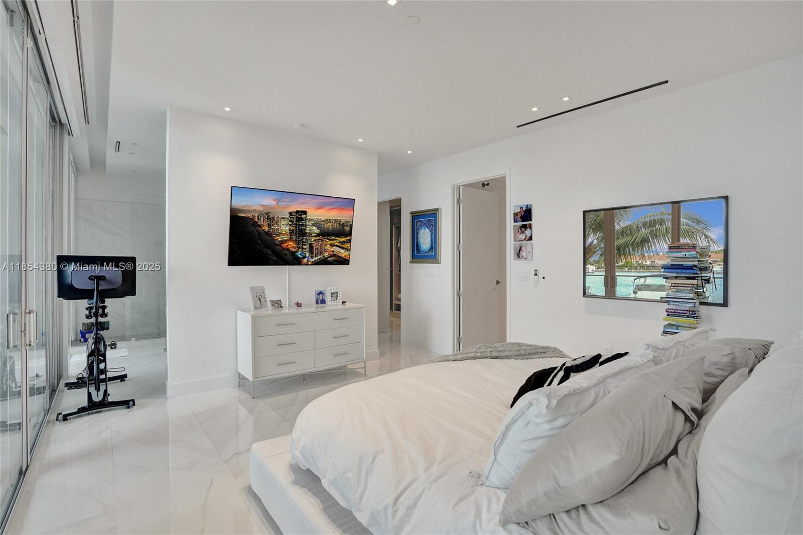 3750 Yacht Clb Dr #TH2 Aventura, FL 33180