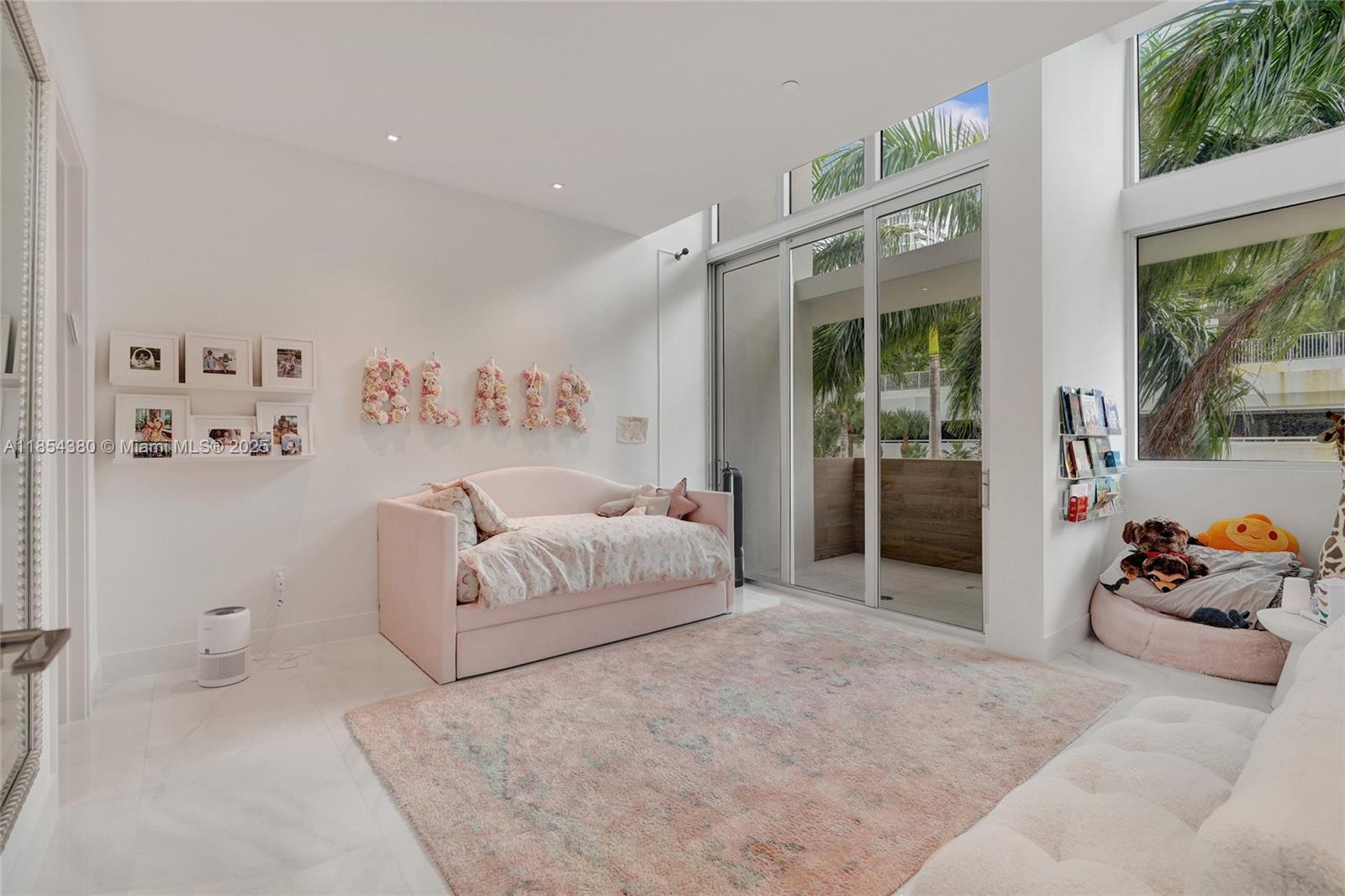 3750 Yacht Clb Dr #TH2 Aventura, FL 33180