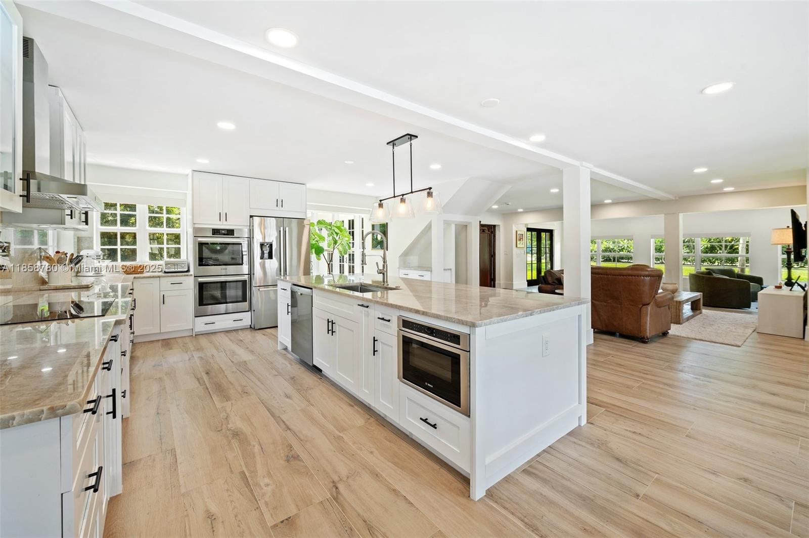 321 SW 1st Ave Boynton Beach, FL 33435