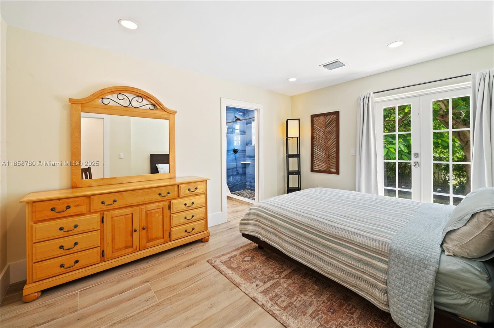 321 SW 1st Ave Boynton Beach, FL 33435