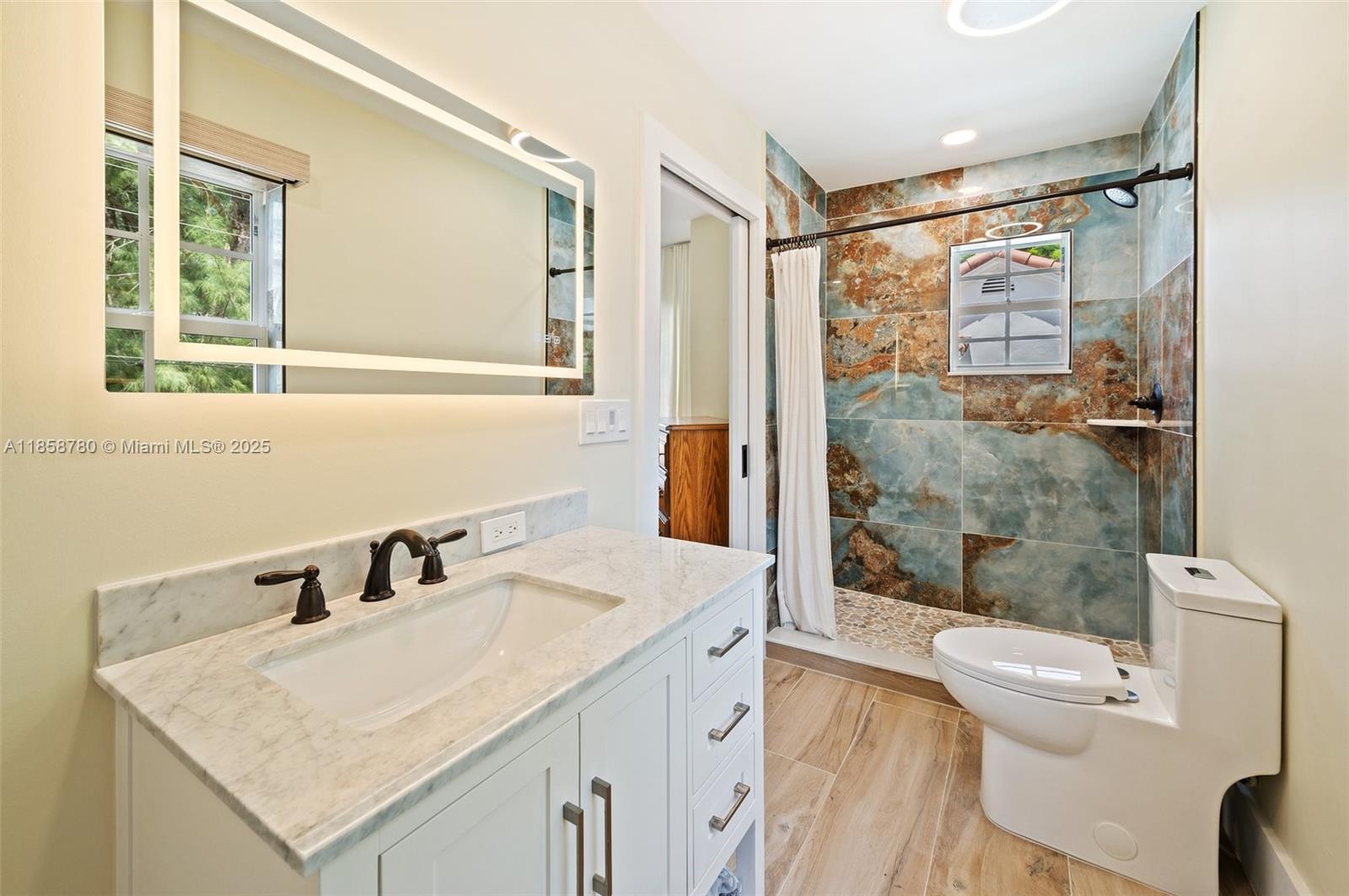 321 SW 1st Ave Boynton Beach, FL 33435