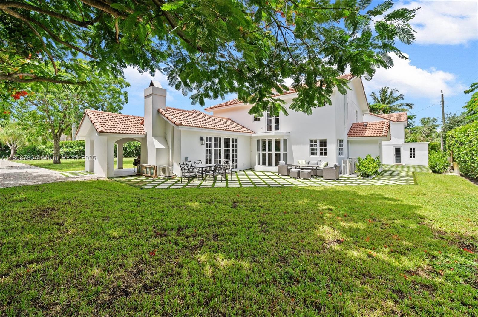 321 SW 1st Ave Boynton Beach, FL 33435