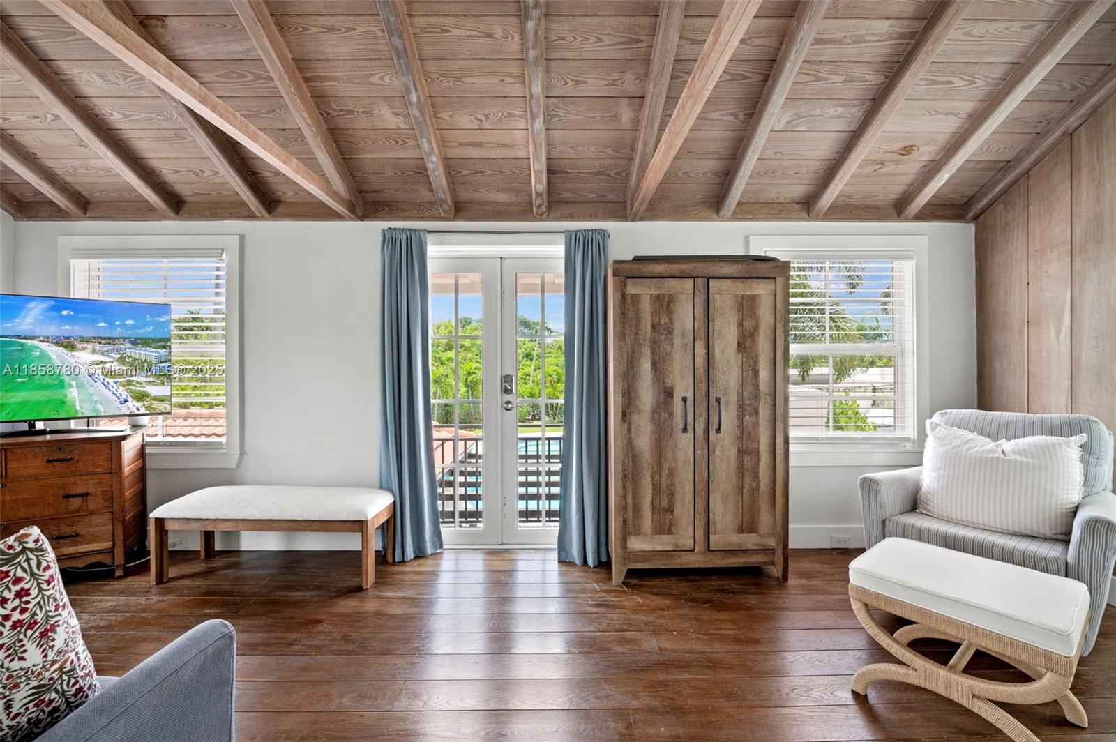 321 SW 1st Ave Boynton Beach, FL 33435