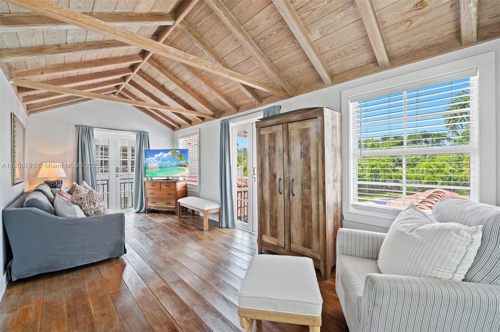 321 SW 1st Ave Boynton Beach, FL 33435