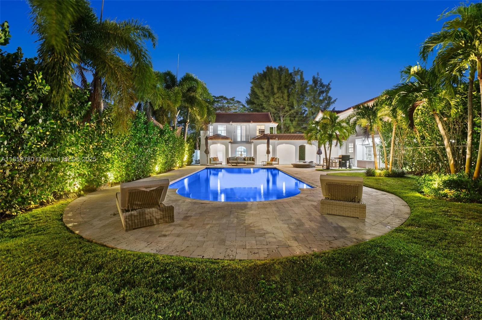 321 SW 1st Ave Boynton Beach, FL 33435