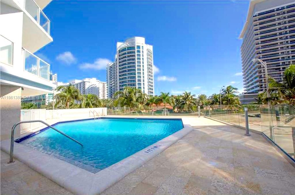 5900 Collins Ave #2105 Miami Beach, FL 33140
