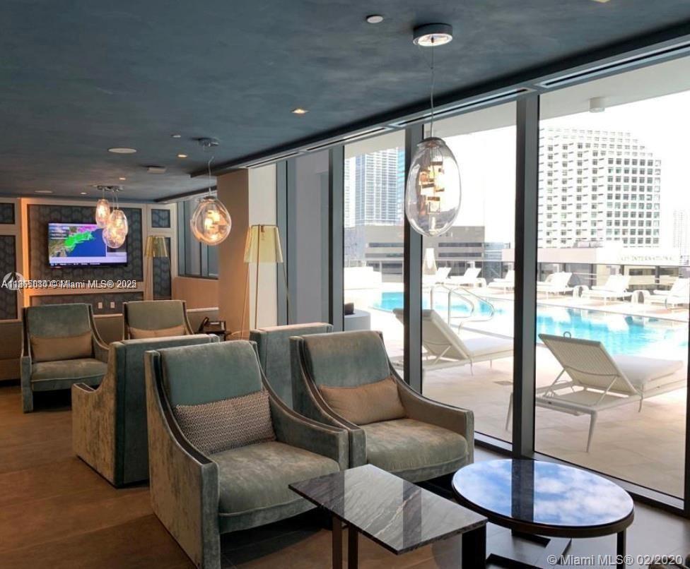 image Brickell Flatiron Condo13