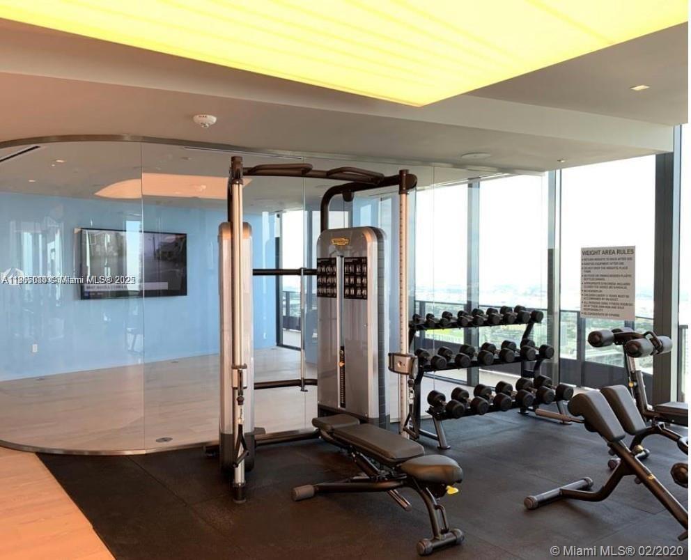 image Brickell Flatiron Condo22