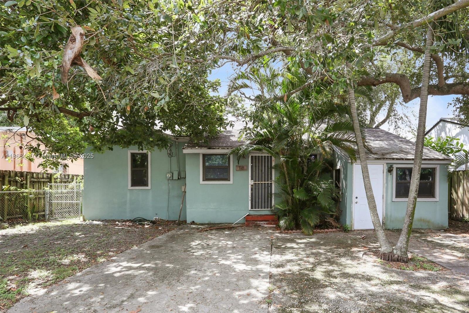 118 NW 44th St