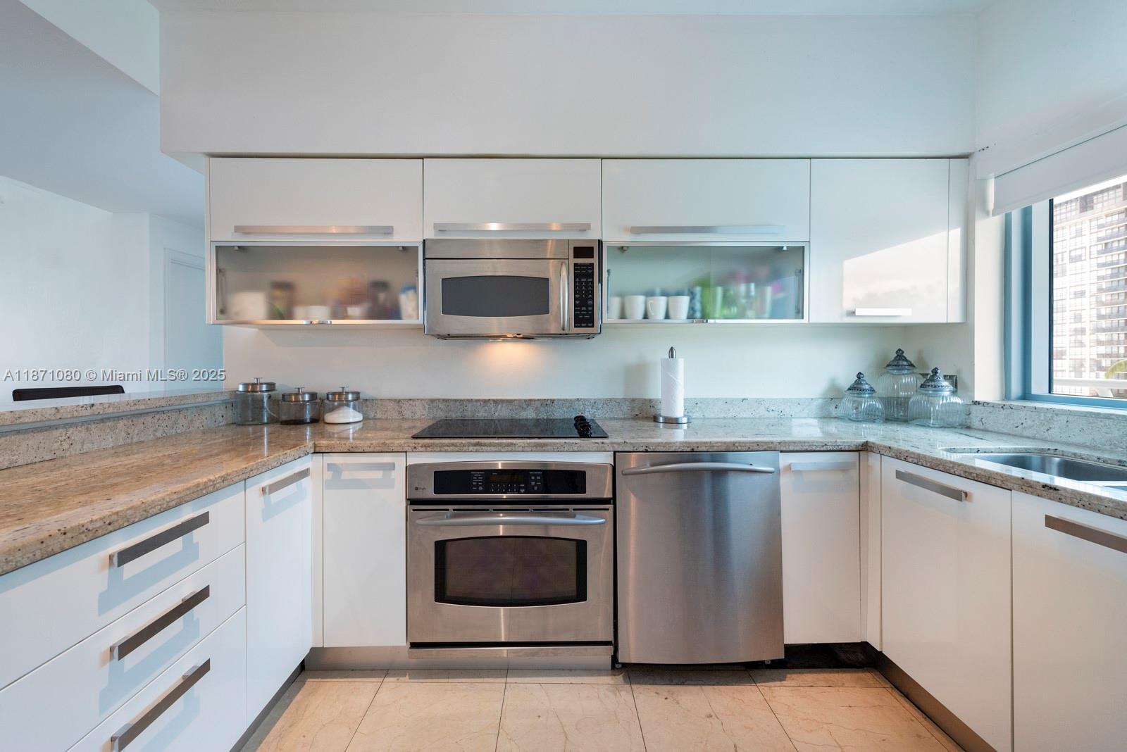 image Blue Condo22