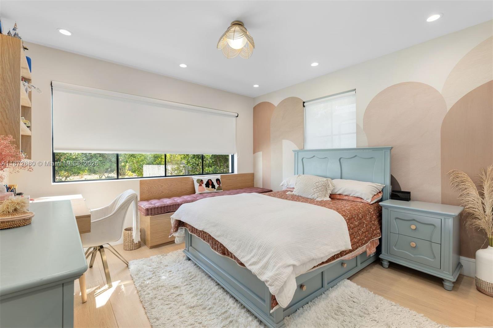 8934 Garland Ave Surfside, FL 33154