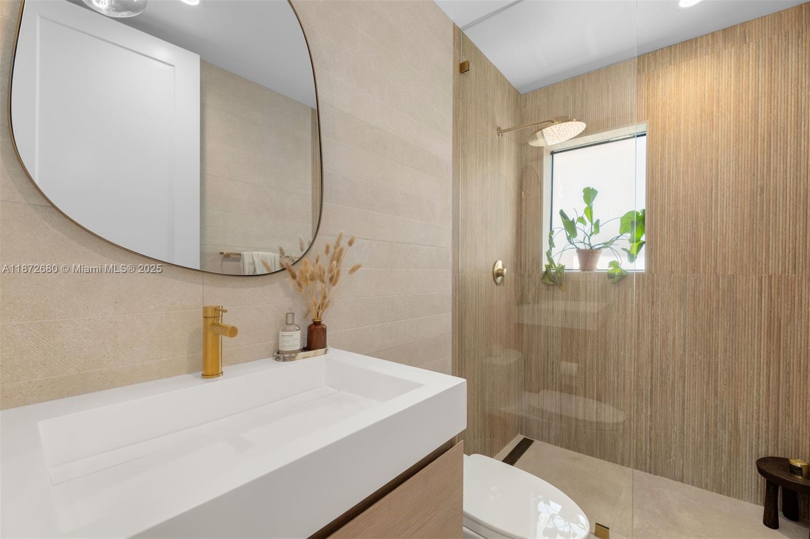 8934 Garland Ave Surfside, FL 33154