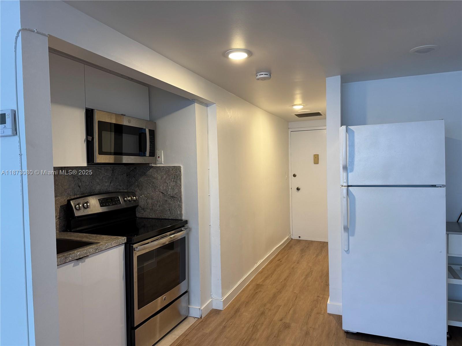 999 Brickell Bay Dr #1109,Miami, FL 33131