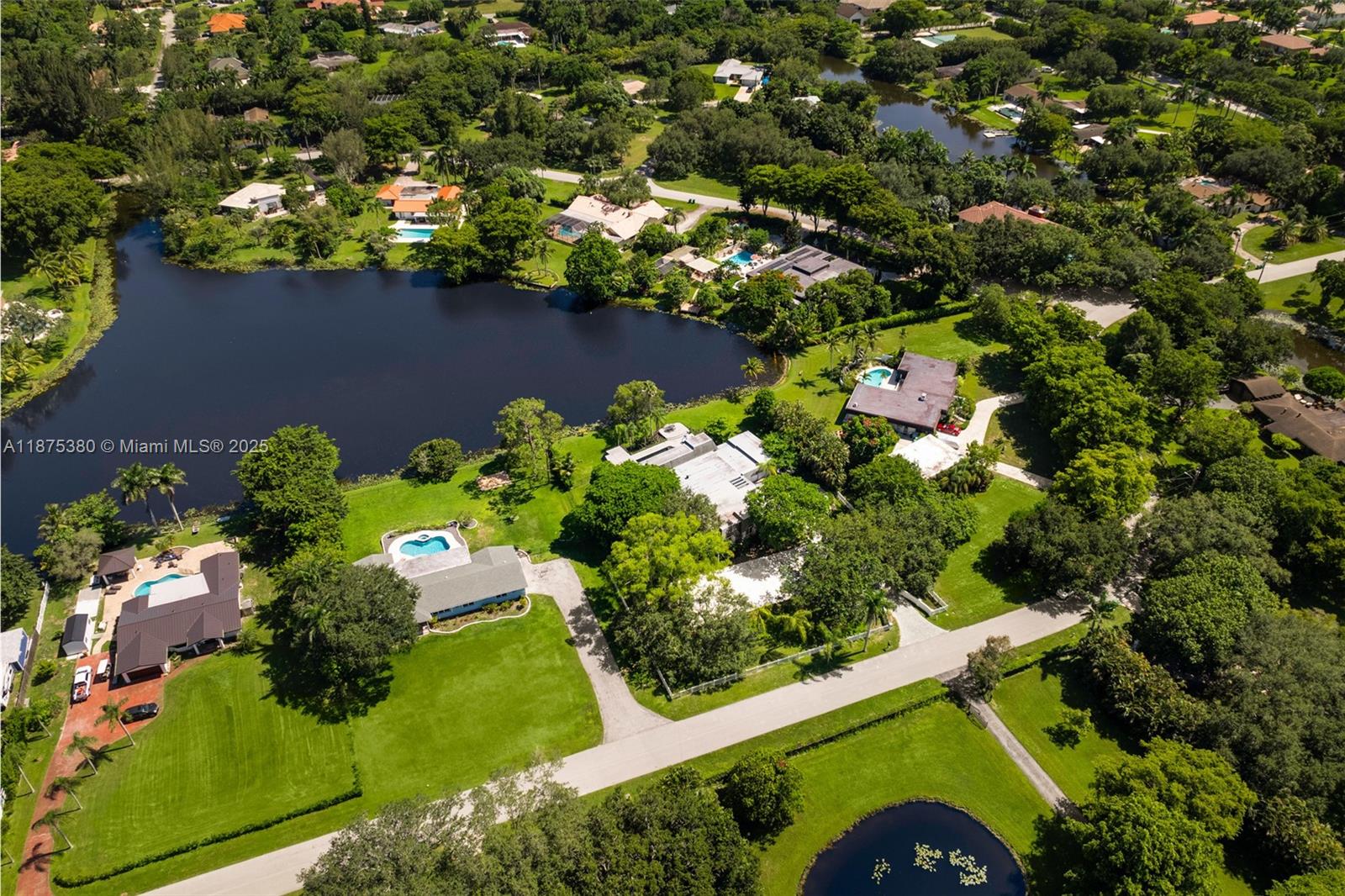 11000 SW 25th St Davie, FL 33324