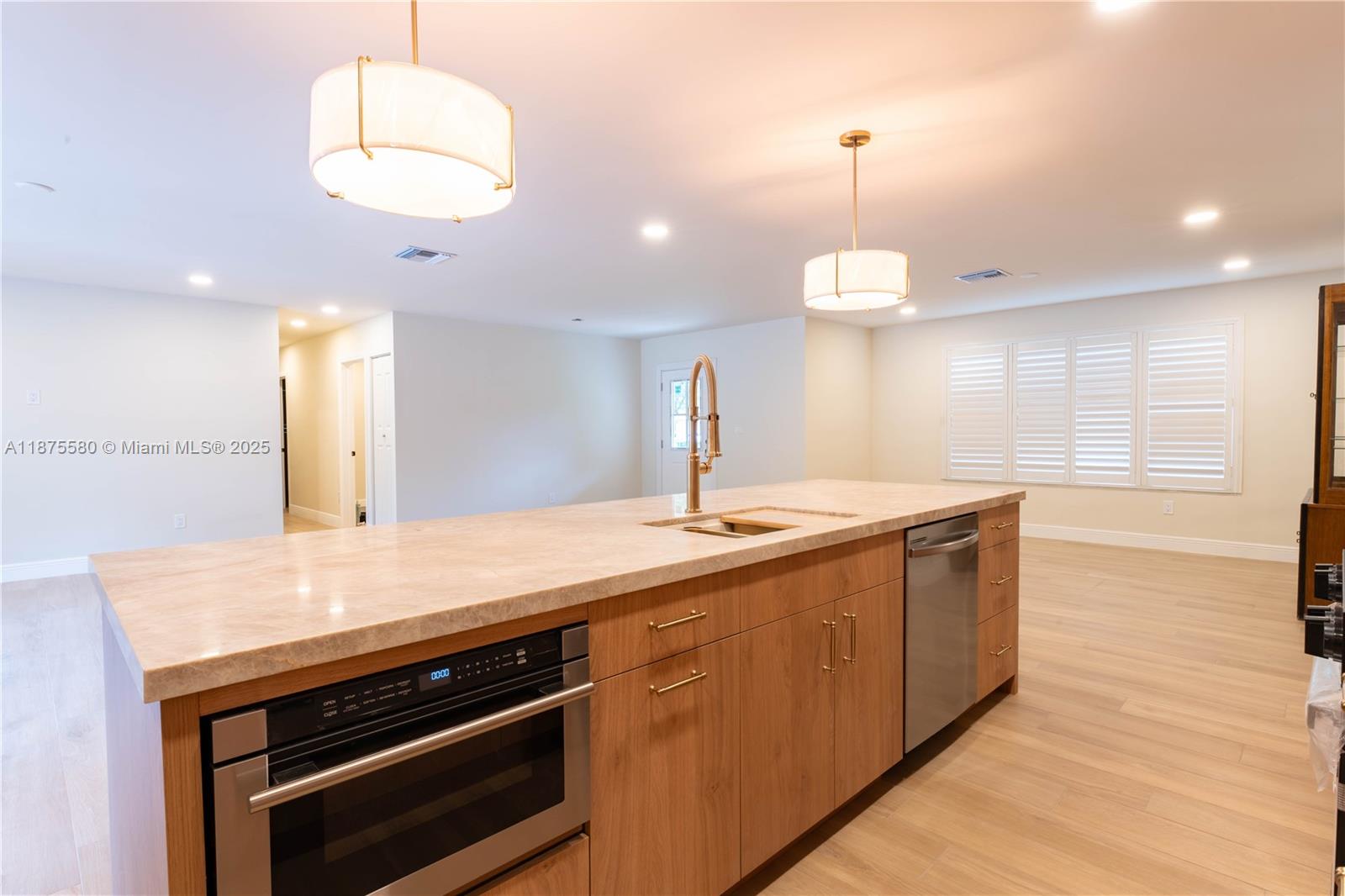 7361 SW 115th St Pinecrest, FL 33156