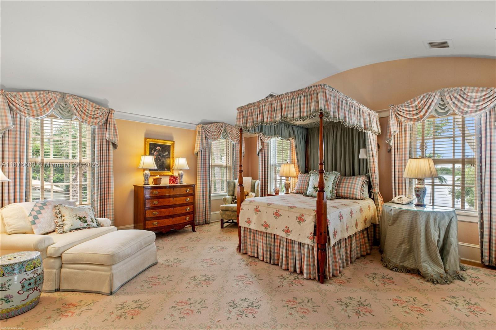 116 Gomez Rd Jupiter Island, FL 33455