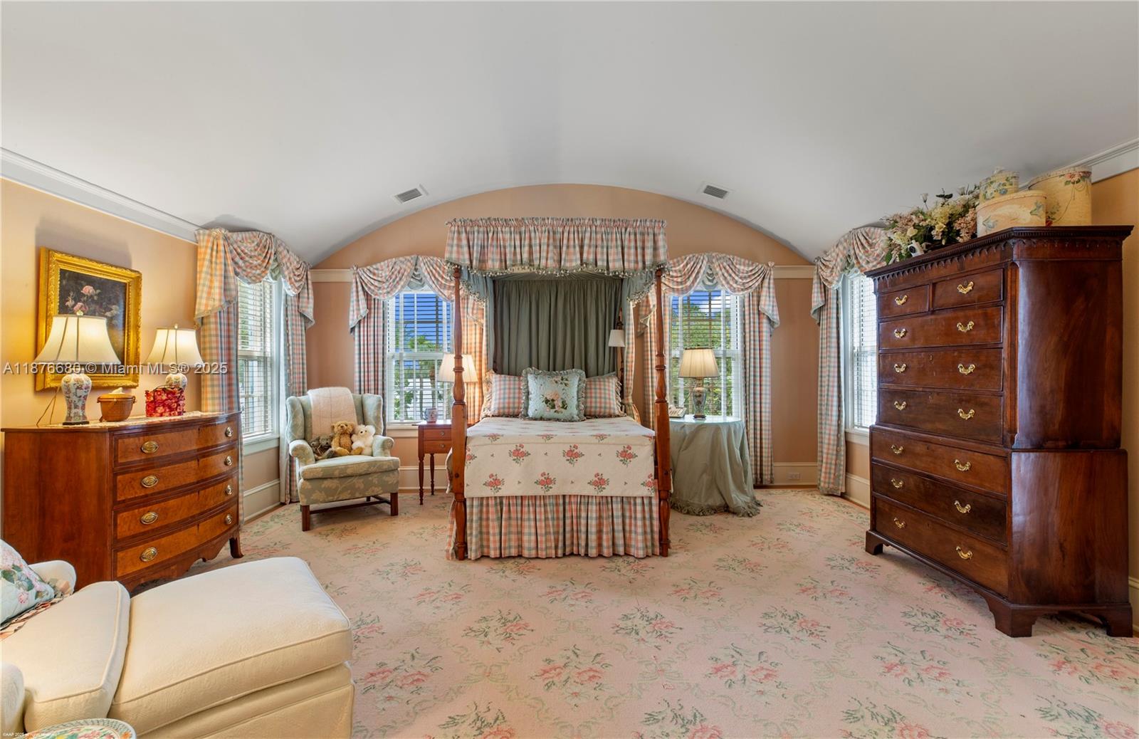 116 Gomez Rd Jupiter Island, FL 33455