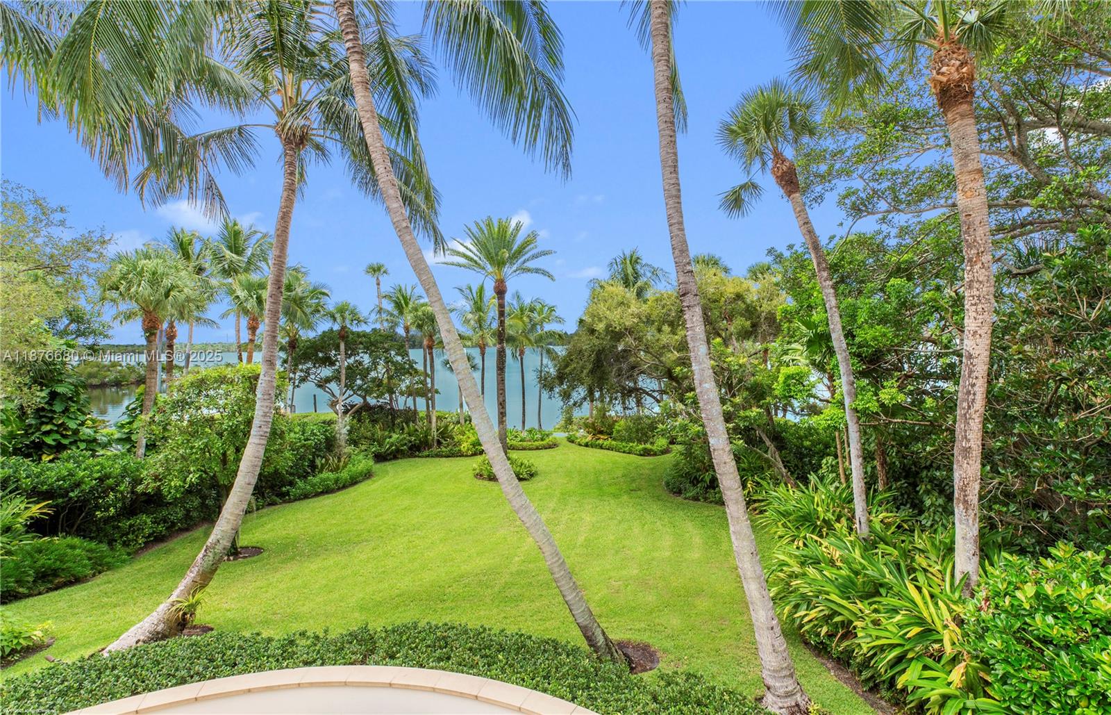 116 Gomez Rd Jupiter Island, FL 33455