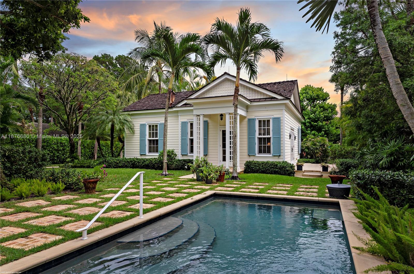 116 Gomez Rd Jupiter Island, FL 33455