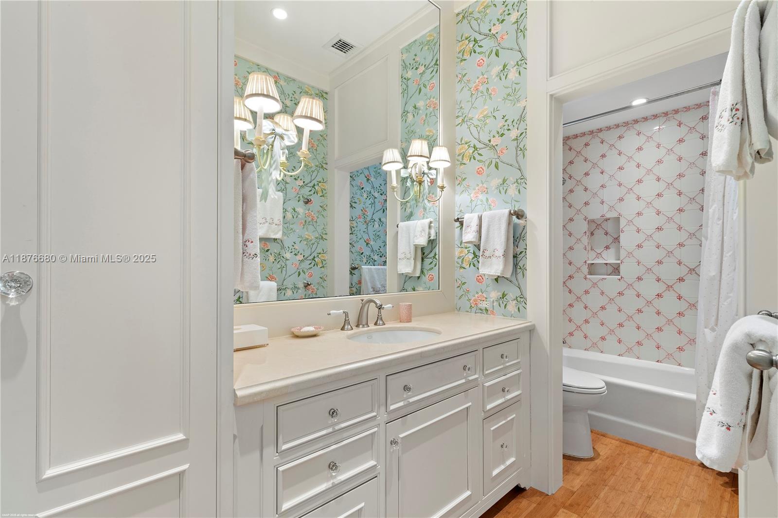 116 Gomez Rd Jupiter Island, FL 33455