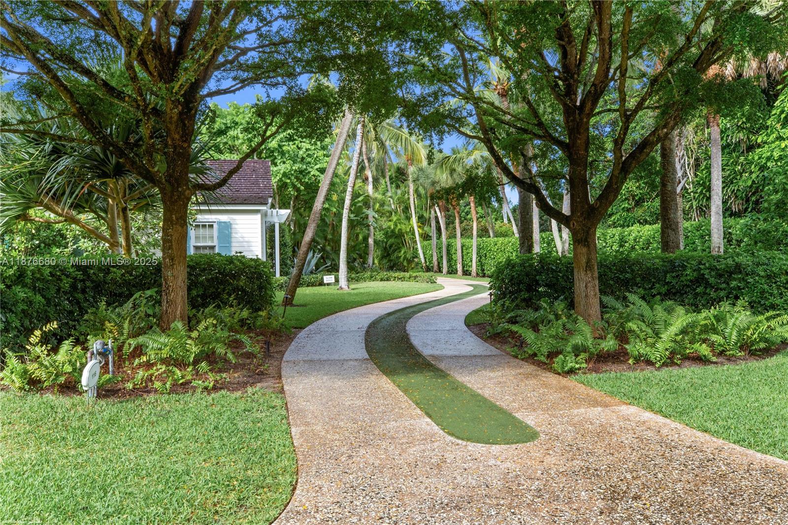 116 Gomez Rd Jupiter Island, FL 33455