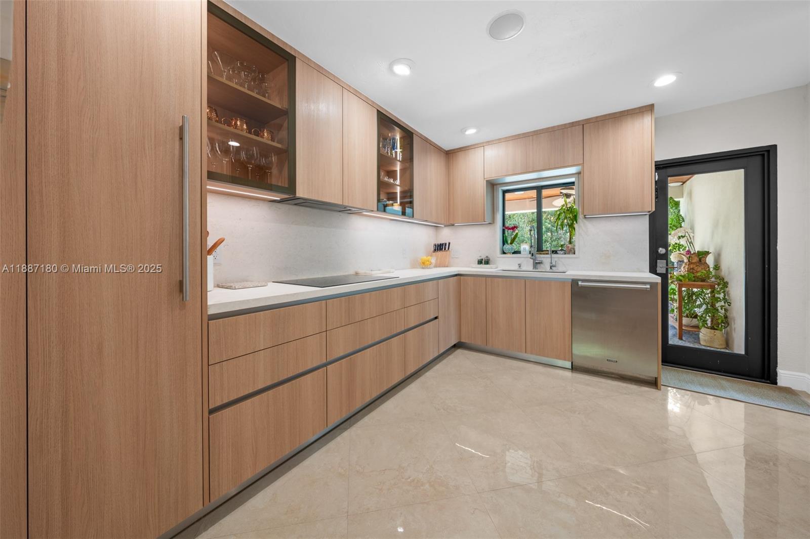 6420 SW 63rd Ter South Miami, FL 33143