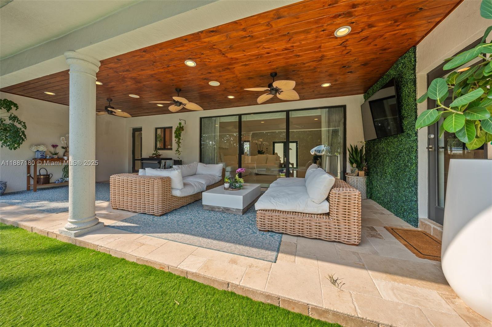 6420 SW 63rd Ter South Miami, FL 33143