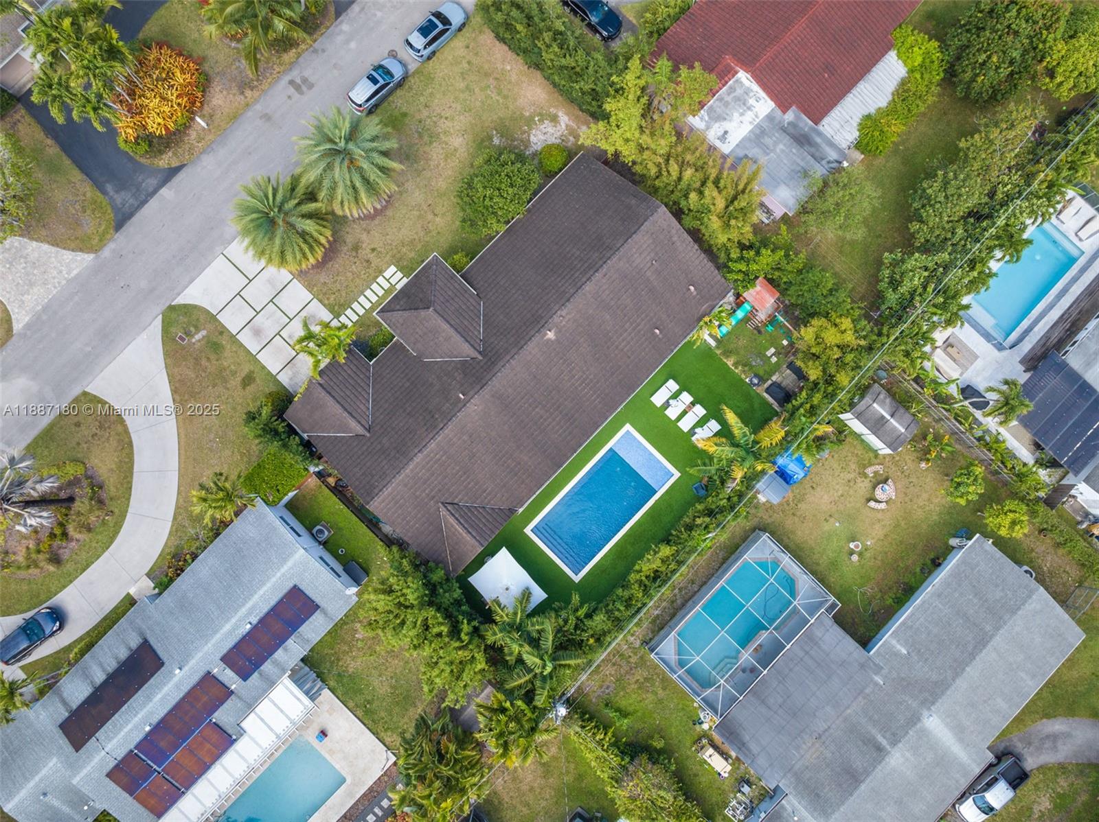 6420 SW 63rd Ter South Miami, FL 33143