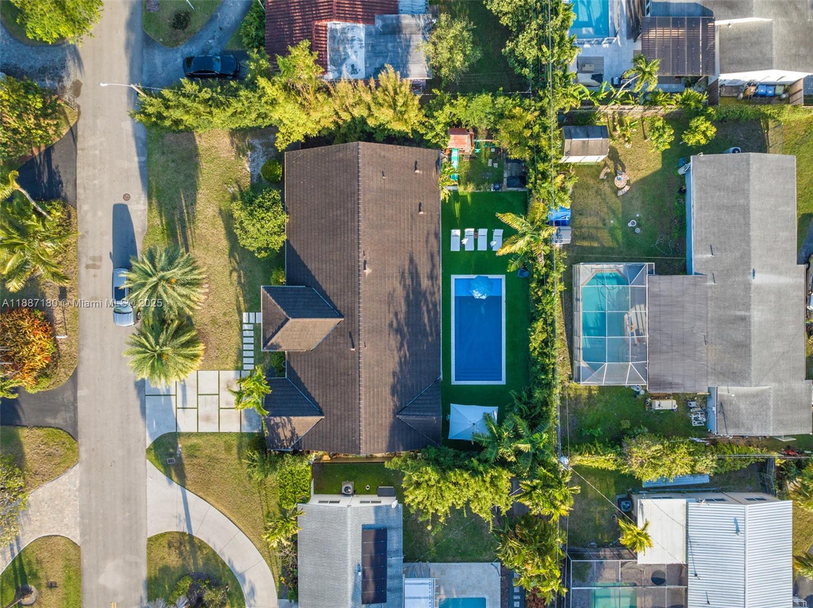 6420 SW 63rd Ter South Miami, FL 33143