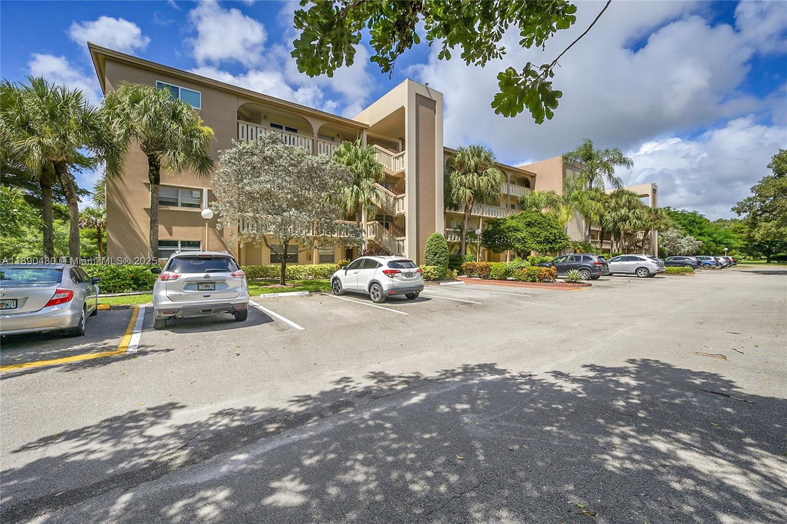 1604 Abaco Dr #B3