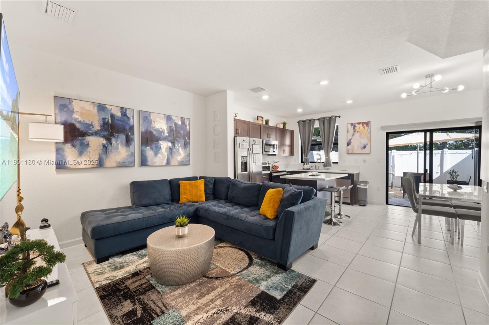 10483 W 32nd Ln #10483