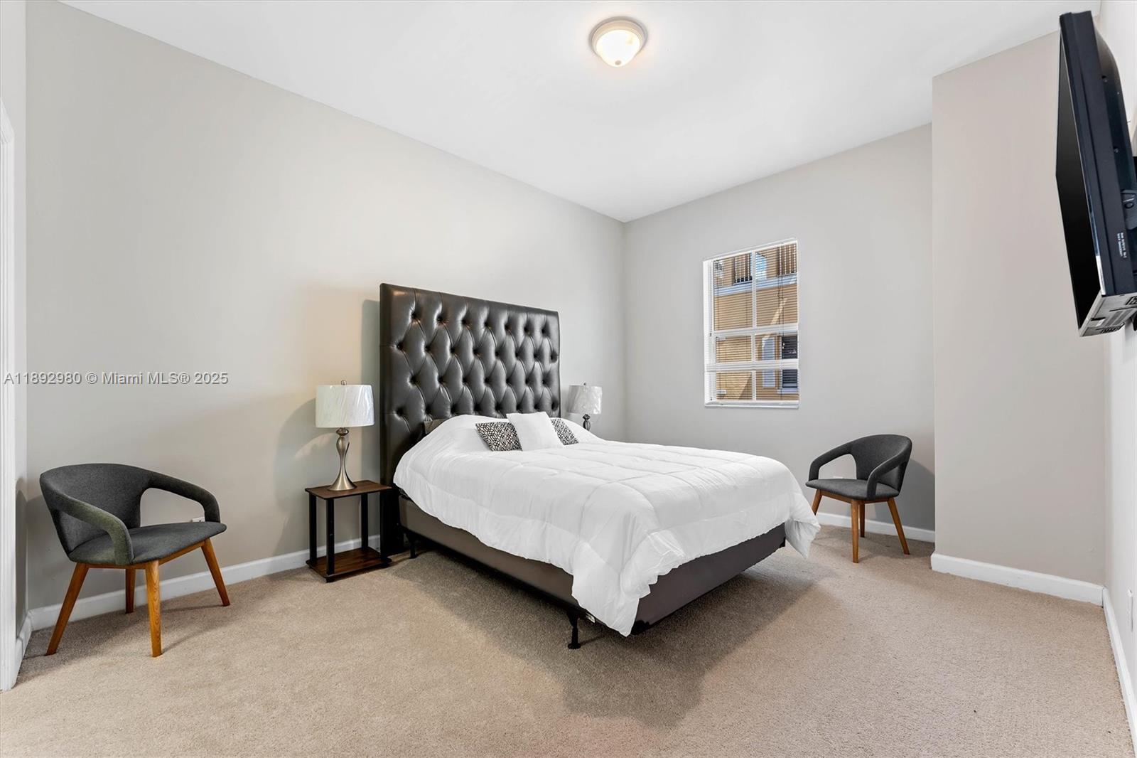 2344 Vintage Dr Lighthouse Point, FL 33064