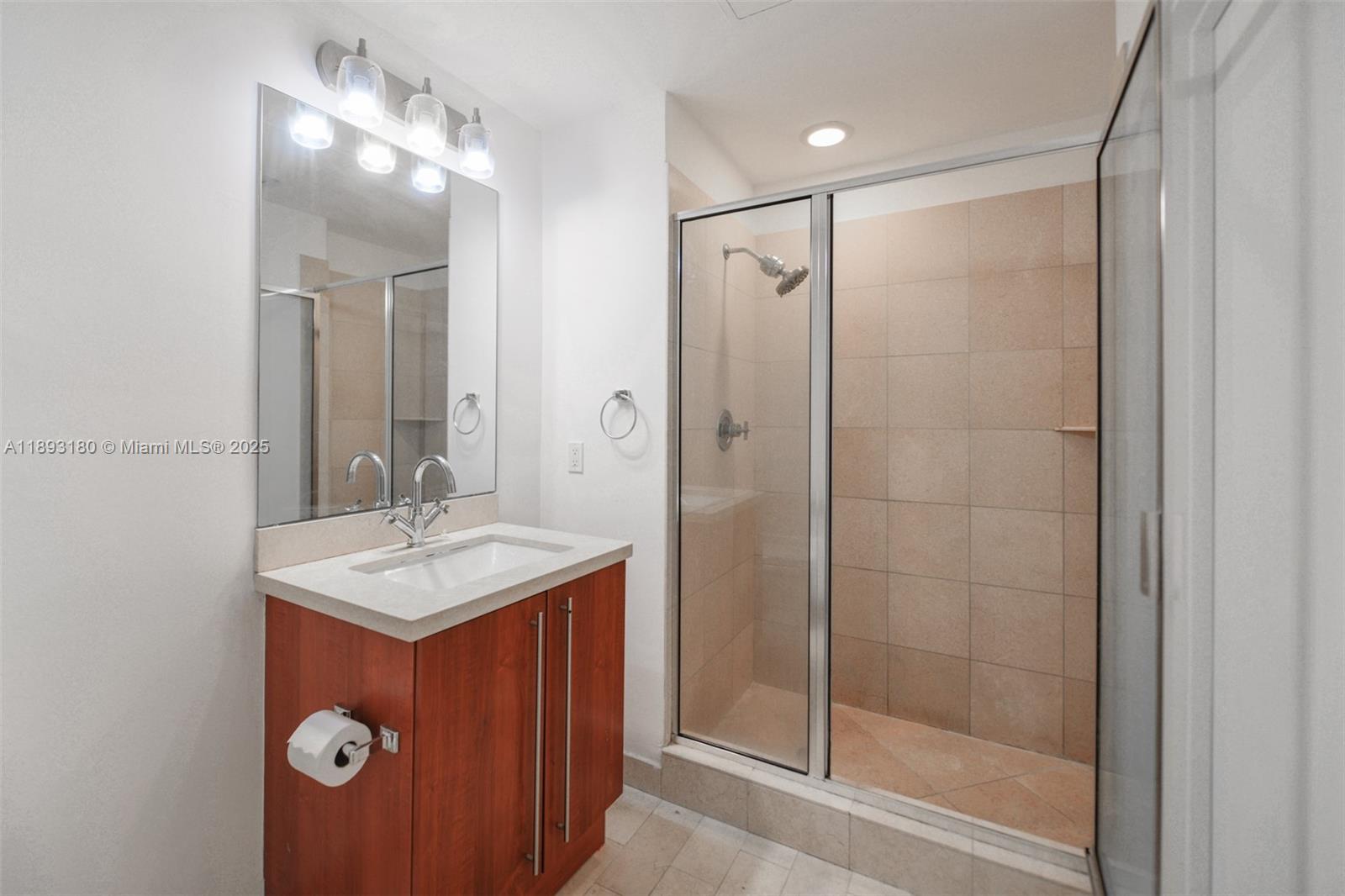 image THE AXIS ON BRICKELL II C12